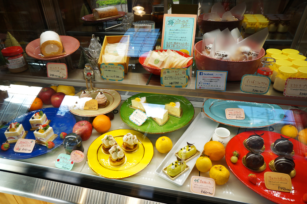 ジブリの世界 可愛い 本格派のケーキ屋さん パティスリープリュネ 綾部 福知navi 福知山 周辺のクチコミレポートブログ